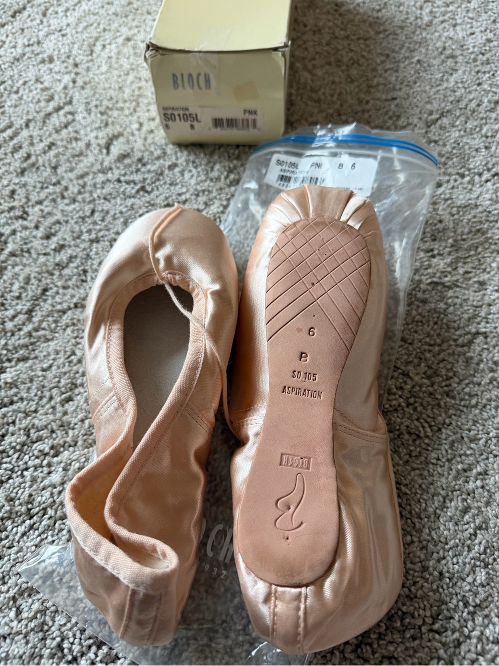 Bloch Kids Pink Satin Ballet Flats Aspiration 6B